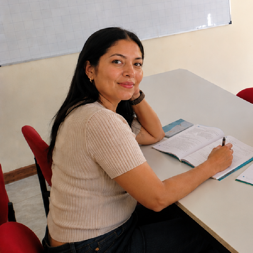 4 estudiantes nova english academy